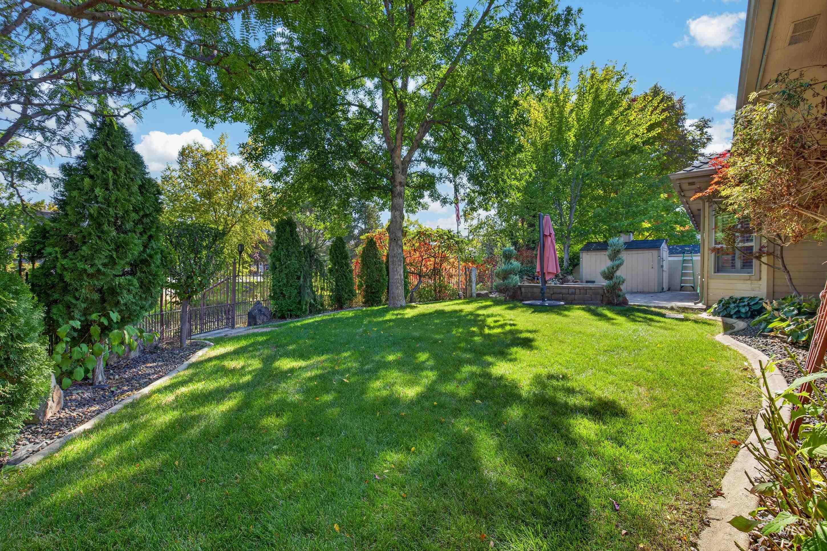 760 S Hydra, Star, Idaho 83669, 3 Bedrooms, 2.5 Bathrooms, Residential For Sale, Price $550,000,MLS 99001974