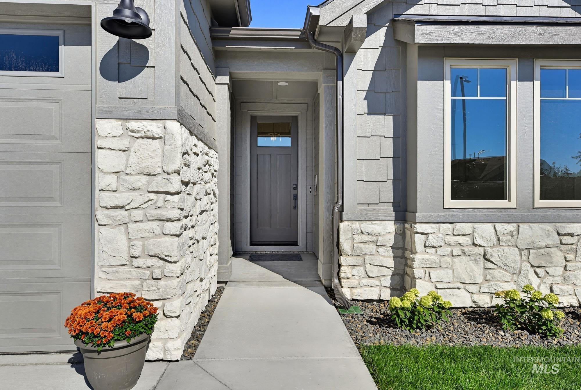4728 S Selawick Way, Meridian, Idaho 83642, 4 Bedrooms, 2.5 Bathrooms, Residential For Sale, Price $759,900,MLS 99001982