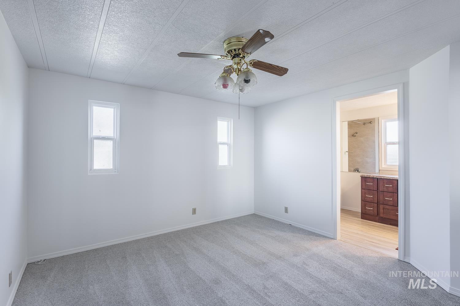 219 W Silver City Dr, Boise, Idaho 83713, 2 Bedrooms, 2 Bathrooms, Residential For Sale, Price $94,499,MLS 99001986