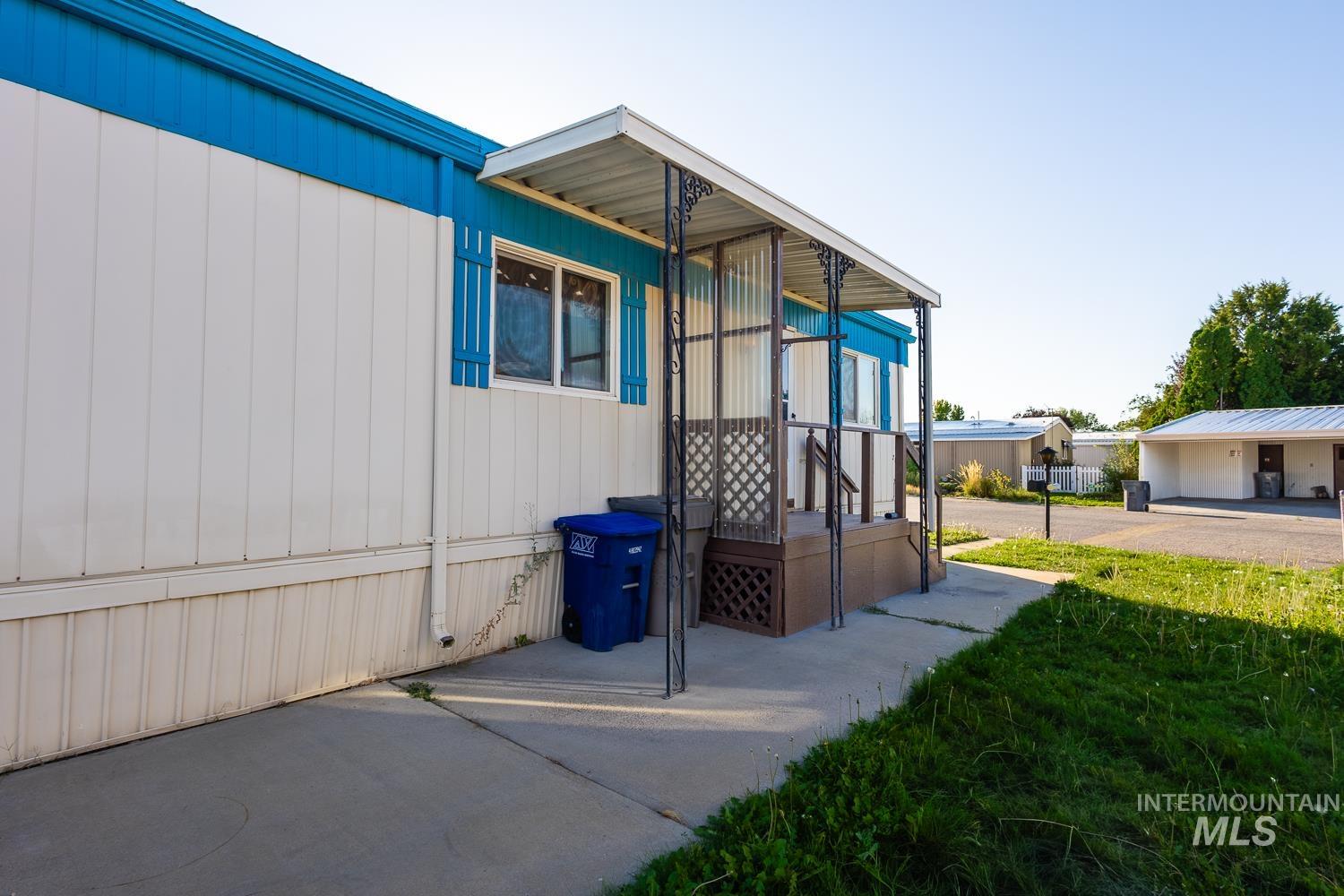 219 W Silver City Dr, Boise, Idaho 83713, 2 Bedrooms, 2 Bathrooms, Residential For Sale, Price $94,499,MLS 99001986