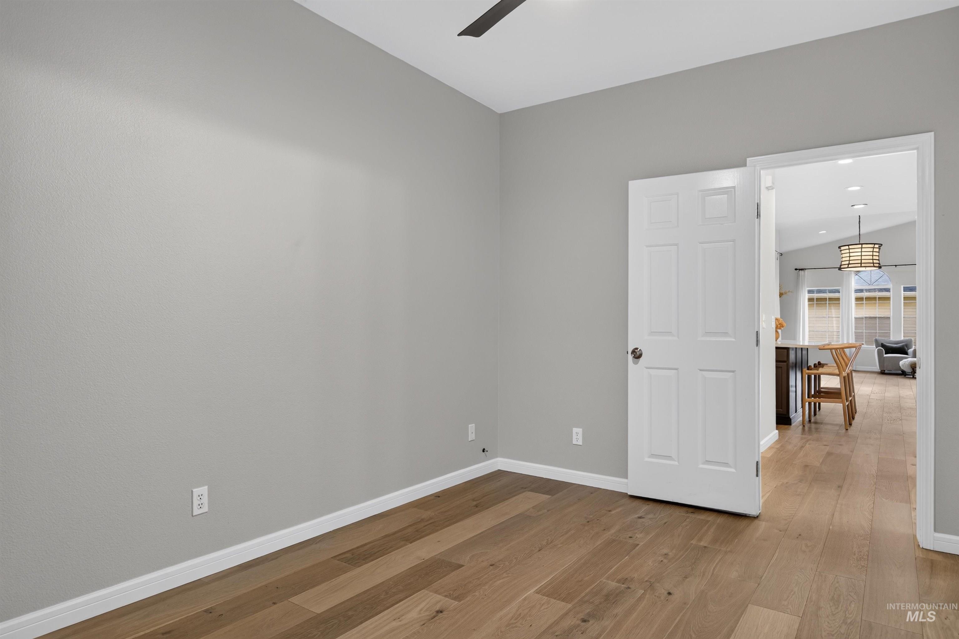 1862 S Leadville, Boise, Idaho 83706, 2 Bedrooms, 2 Bathrooms, Residential For Sale, Price $450,000,MLS 99001991