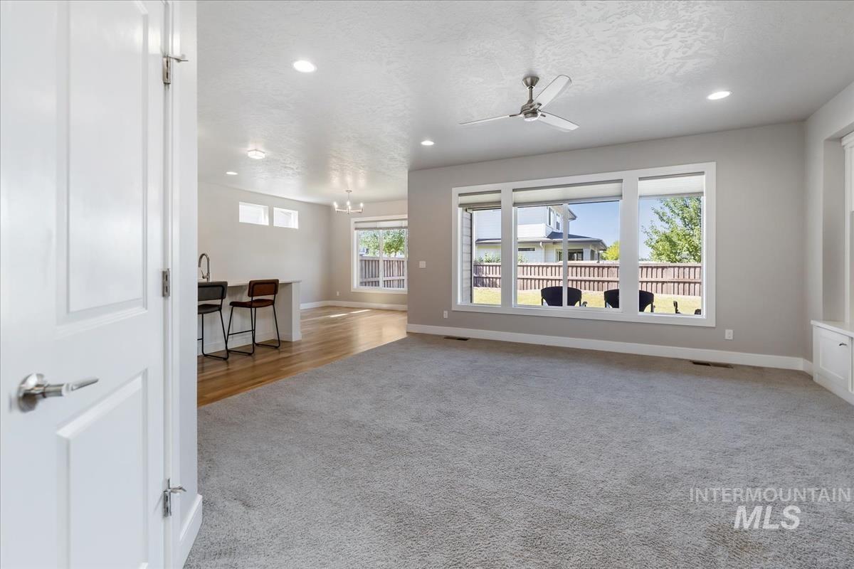 3332 W Ladle Rapids Ct., Meridian, Idaho 83646, 4 Bedrooms, 2.5 Bathrooms, Residential For Sale, Price $549,900,MLS 99001996