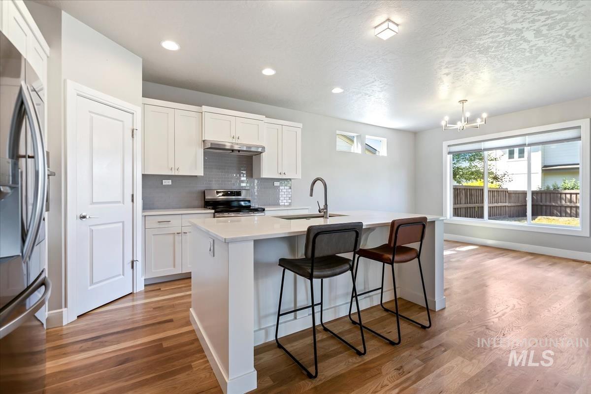 3332 W Ladle Rapids Ct., Meridian, Idaho 83646, 4 Bedrooms, 2.5 Bathrooms, Residential For Sale, Price $549,900,MLS 99001996
