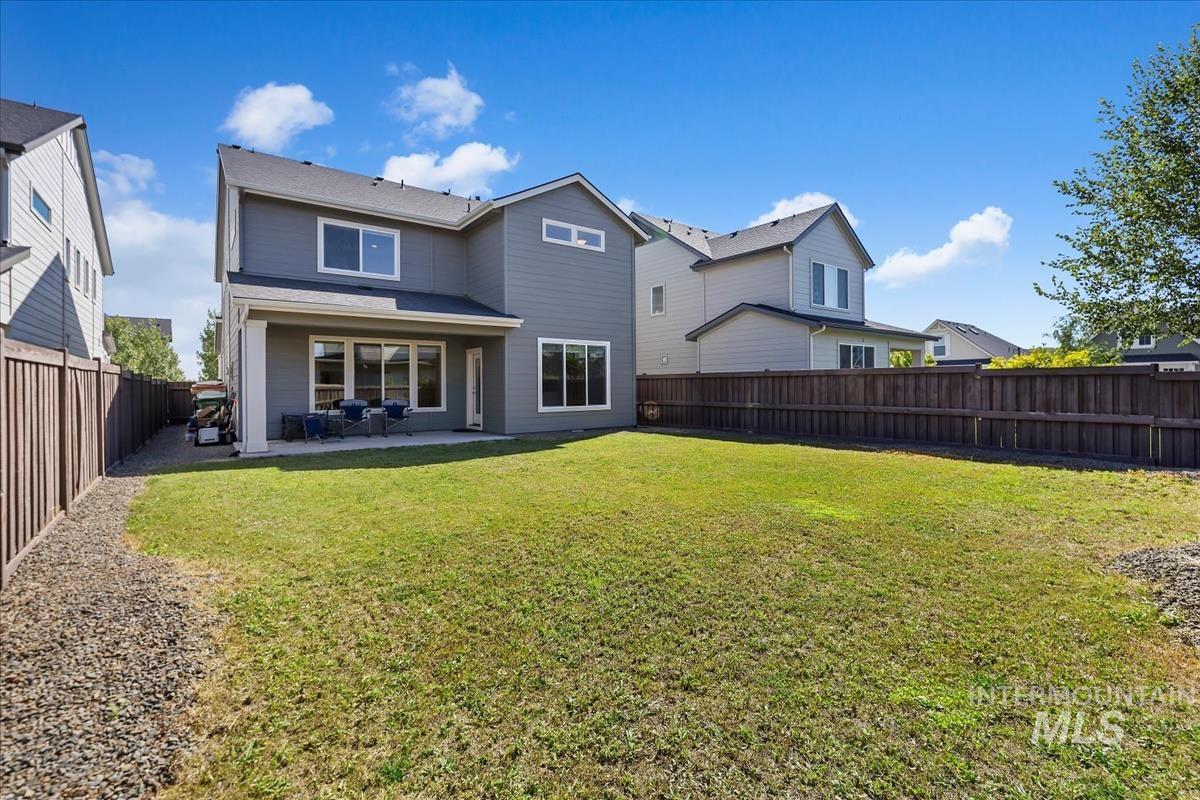 3332 W Ladle Rapids Ct., Meridian, Idaho 83646, 4 Bedrooms, 2.5 Bathrooms, Residential For Sale, Price $549,900,MLS 99001996