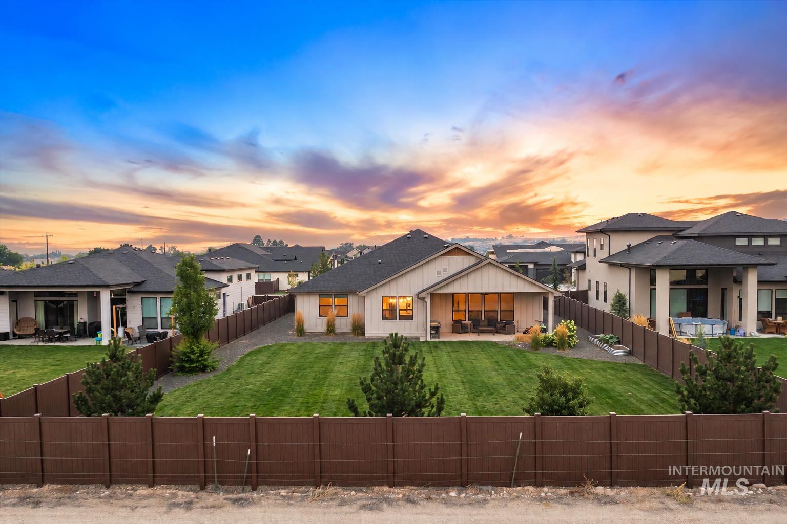 3276 N Fire Flower Ave, Star, Idaho 83669, 4 Bedrooms, 2.5 Bathrooms, Residential For Sale, Price $800,000,MLS 99002001
