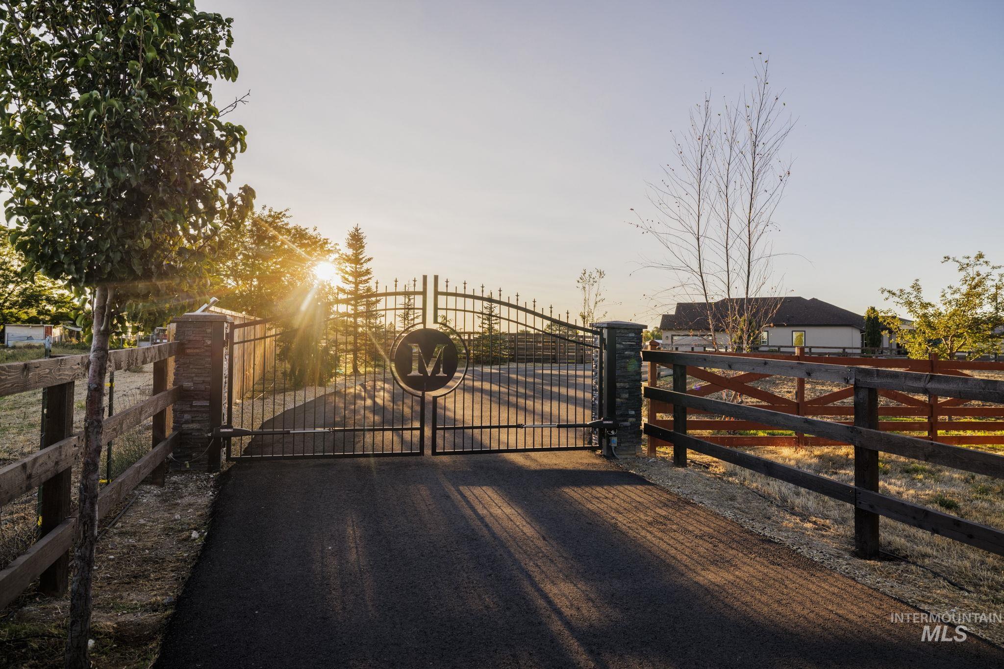 Farm & Ranch For Sale