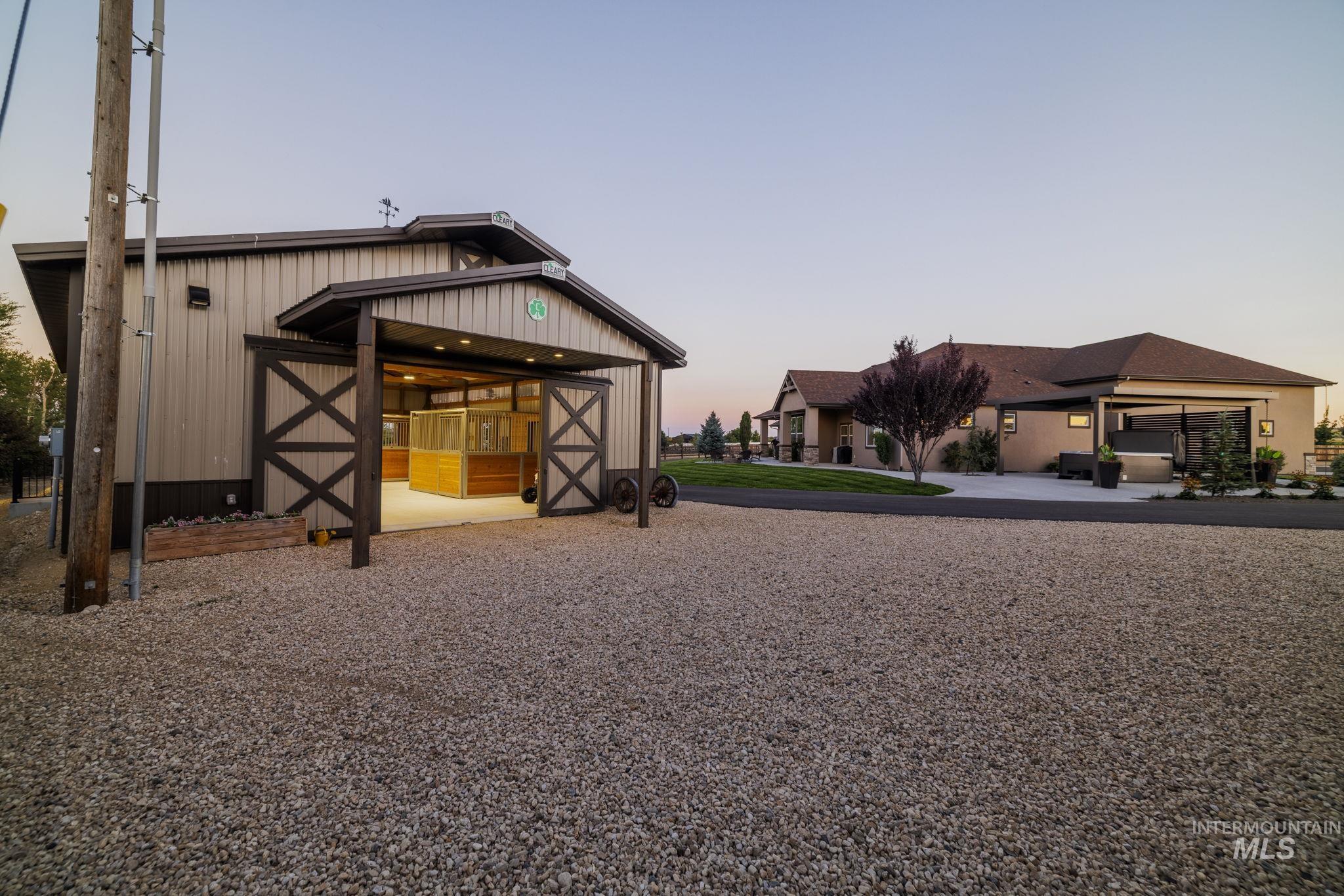1385 S Ash Ave, Kuna, Idaho 83634, 5 Bedrooms, 4 Bathrooms, Farm & Ranch For Sale, Price $1,875,000,MLS 99002002