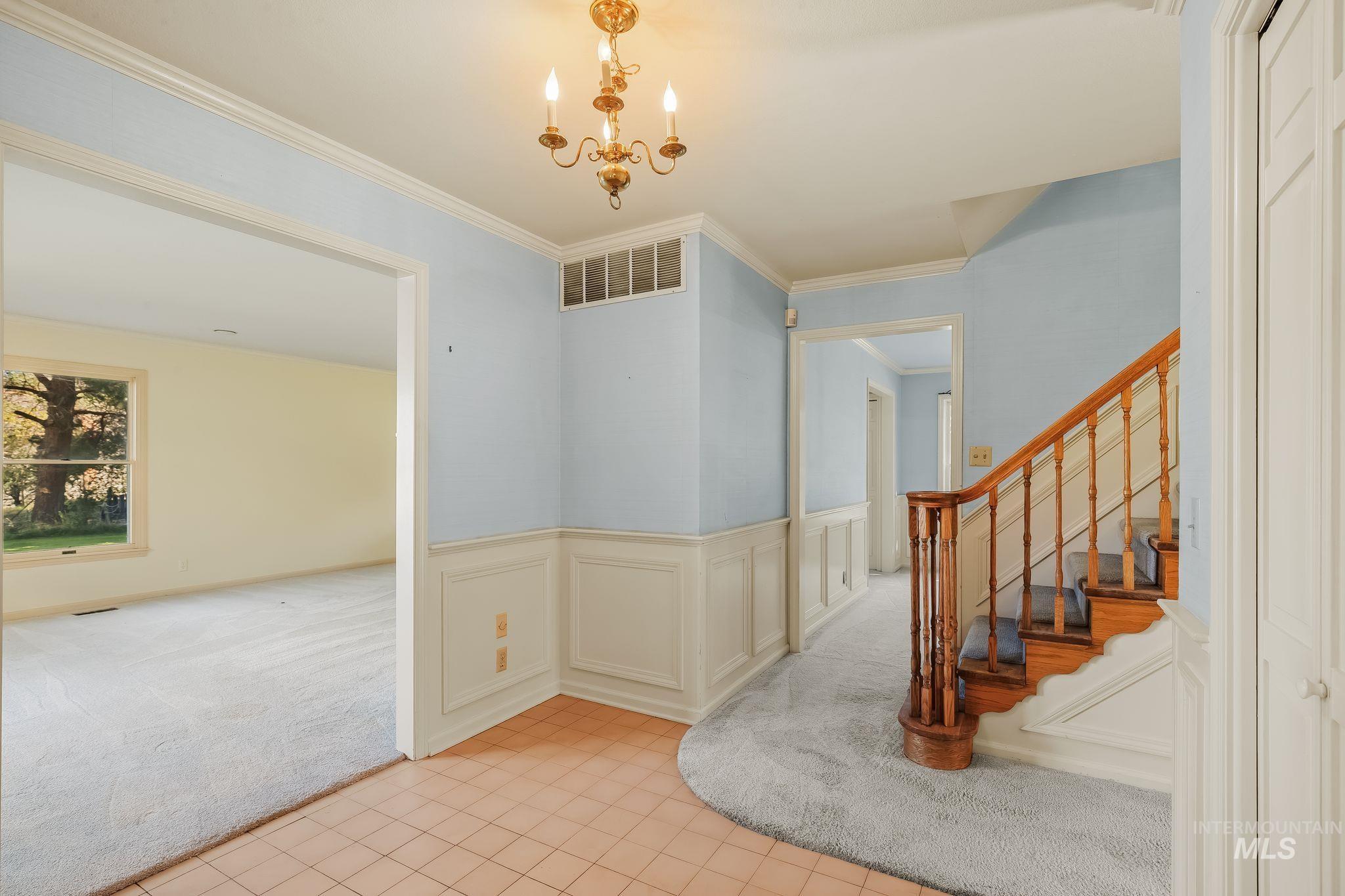 531 Silcott Road, Clarkston, Washington 99403, 3 Bedrooms, 2.5 Bathrooms, Residential For Sale, Price $975,000,MLS 99002004