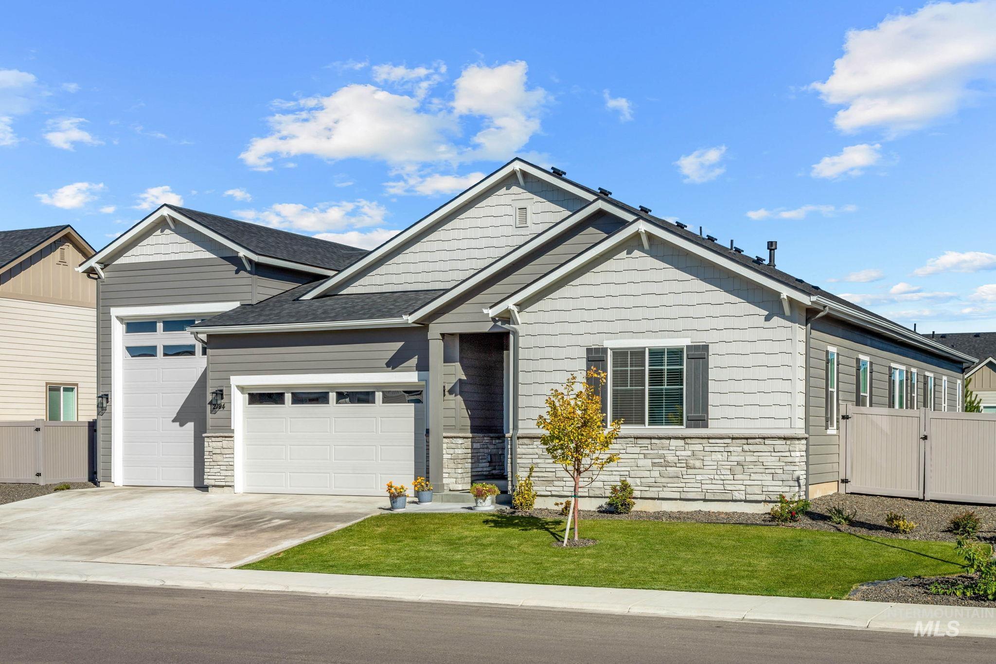 2194 N Mountain Vista Ave, Star, Idaho 83669, 3 Bedrooms, 2.5 Bathrooms, Residential For Sale, Price $764,900,MLS 99002011