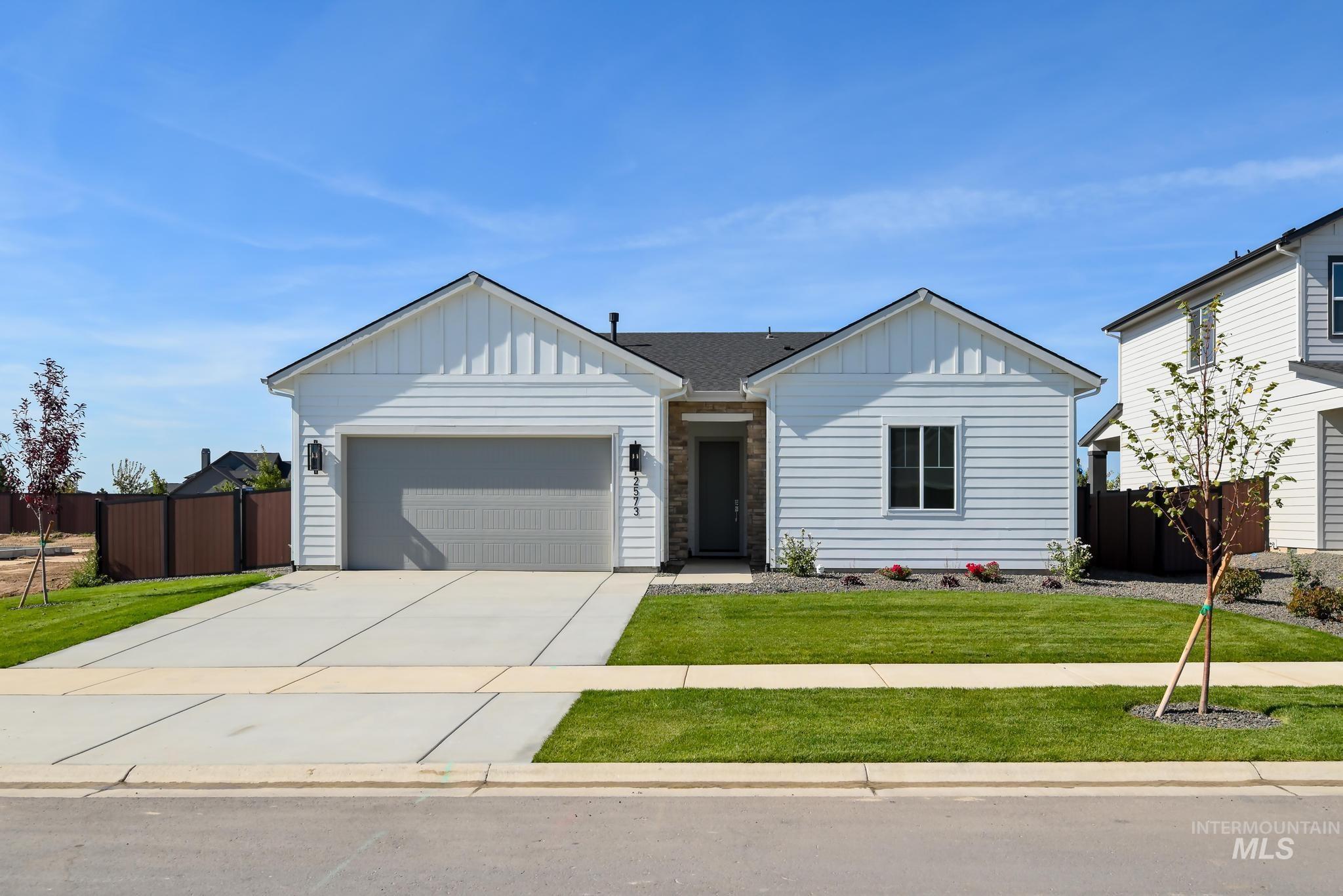 2573 N Morehouse Ave, Eagle, Idaho 83616, 3 Bedrooms, 2 Bathrooms, Residential For Sale, Price $550,000,MLS 99002021