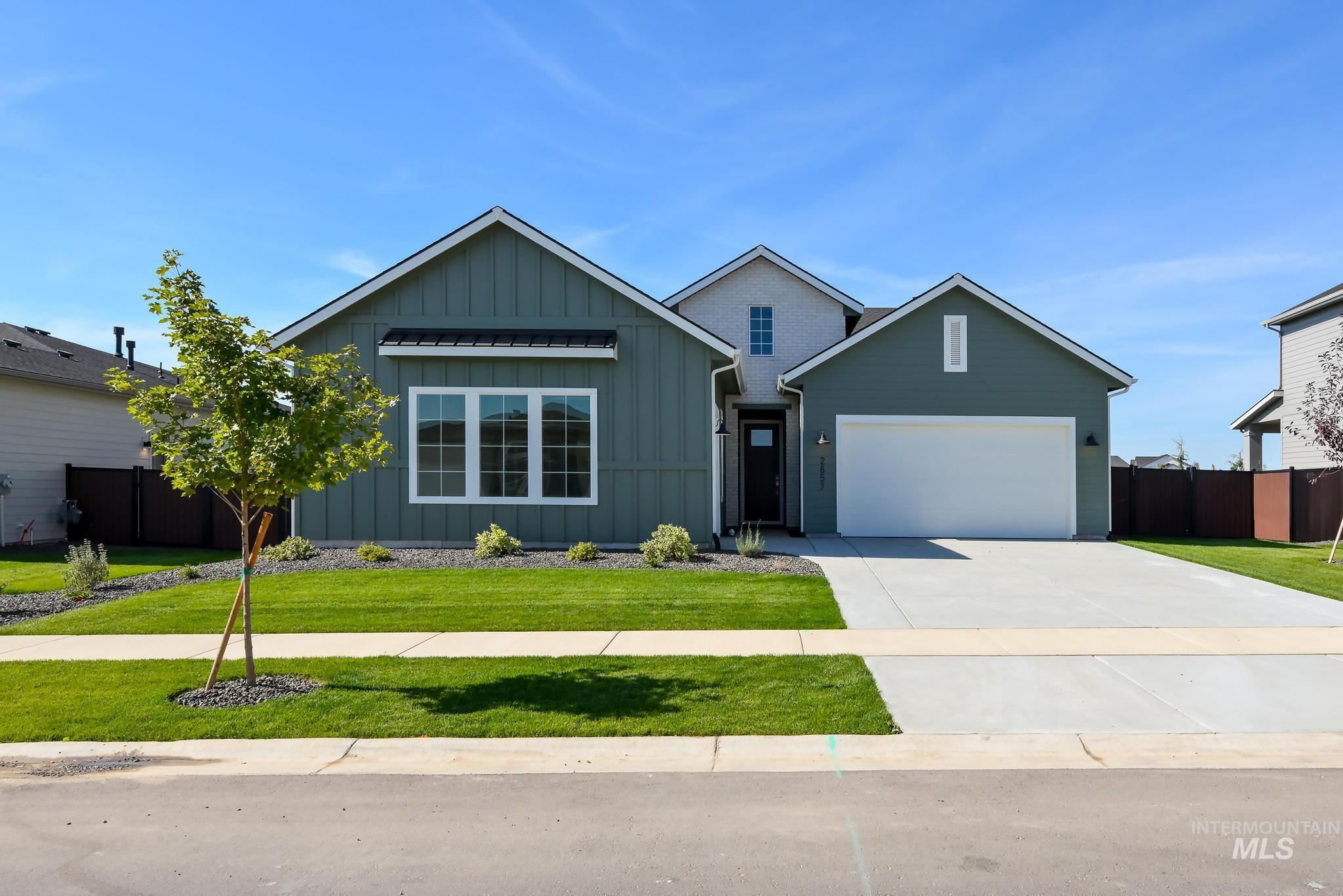 2657 N Silverbell Way, Eagle, Idaho 83616, 3 Bedrooms, 2 Bathrooms, Residential For Sale, Price $729,000,MLS 99002024
