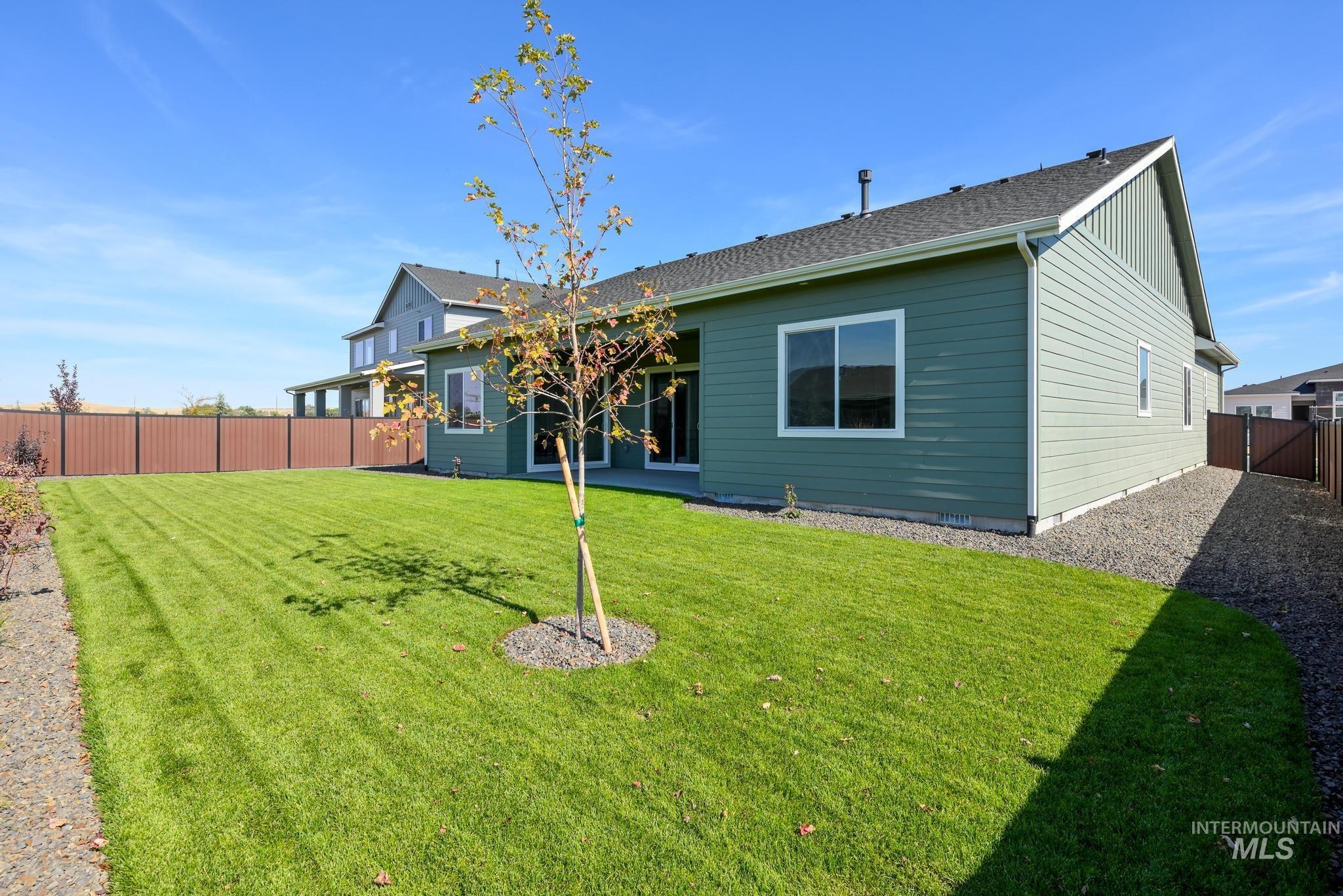 2657 N Silverbell Way, Eagle, Idaho 83616, 3 Bedrooms, 2 Bathrooms, Residential For Sale, Price $729,000,MLS 99002024