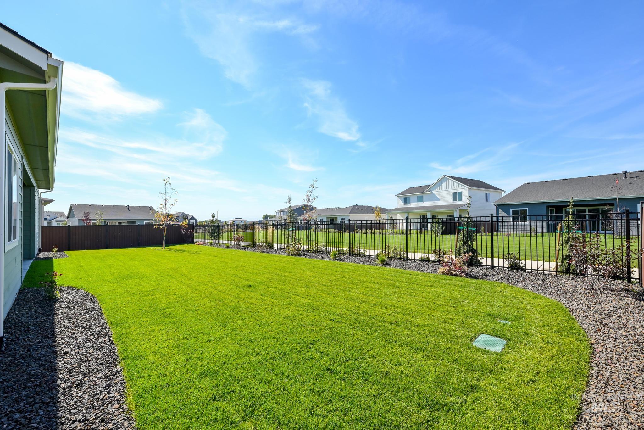 2657 N Silverbell Way, Eagle, Idaho 83616, 3 Bedrooms, 2 Bathrooms, Residential For Sale, Price $729,000,MLS 99002024