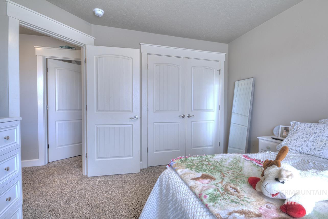 458 W Valentino St, Meridian, Idaho 83646, 3 Bedrooms, 2.5 Bathrooms, Residential For Sale, Price $630,900, 99002030