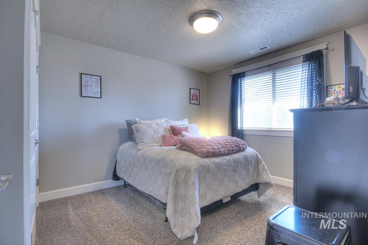 458 W Valentino St, Meridian, Idaho 83646, 3 Bedrooms, 2.5 Bathrooms, Residential For Sale, Price $630,900, 99002030