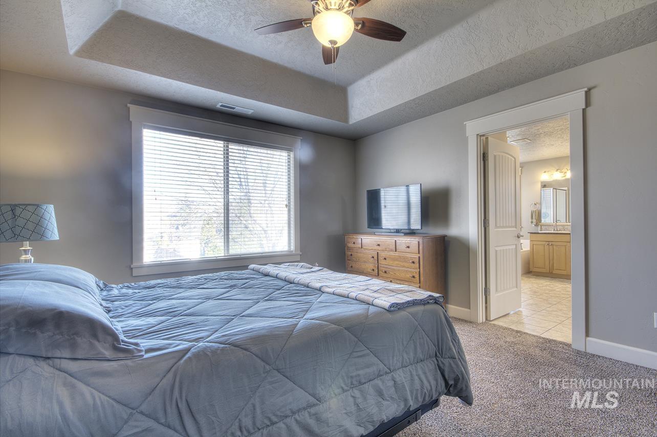 458 W Valentino St, Meridian, Idaho 83646, 3 Bedrooms, 2.5 Bathrooms, Residential For Sale, Price $630,900, 99002030