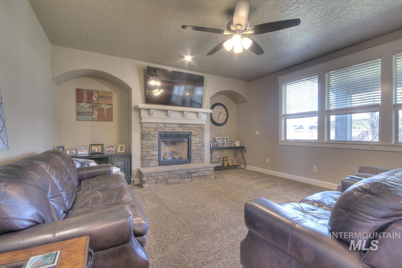 458 W Valentino St, Meridian, Idaho 83646, 3 Bedrooms, 2.5 Bathrooms, Residential For Sale, Price $630,900, 99002030