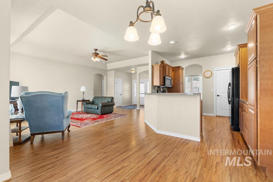 2580 NE 16th, Payette, Idaho 83661, 3 Bedrooms, 2 Bathrooms, Residential For Sale, Price $398,000, 99002031