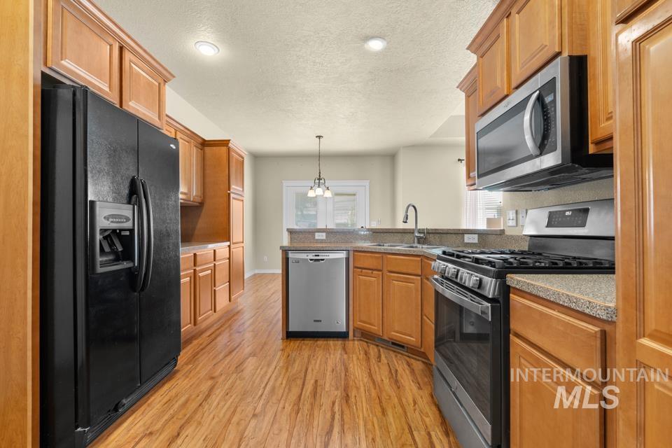 2580 NE 16th, Payette, Idaho 83661, 3 Bedrooms, 2 Bathrooms, Residential For Sale, Price $398,000, 99002031