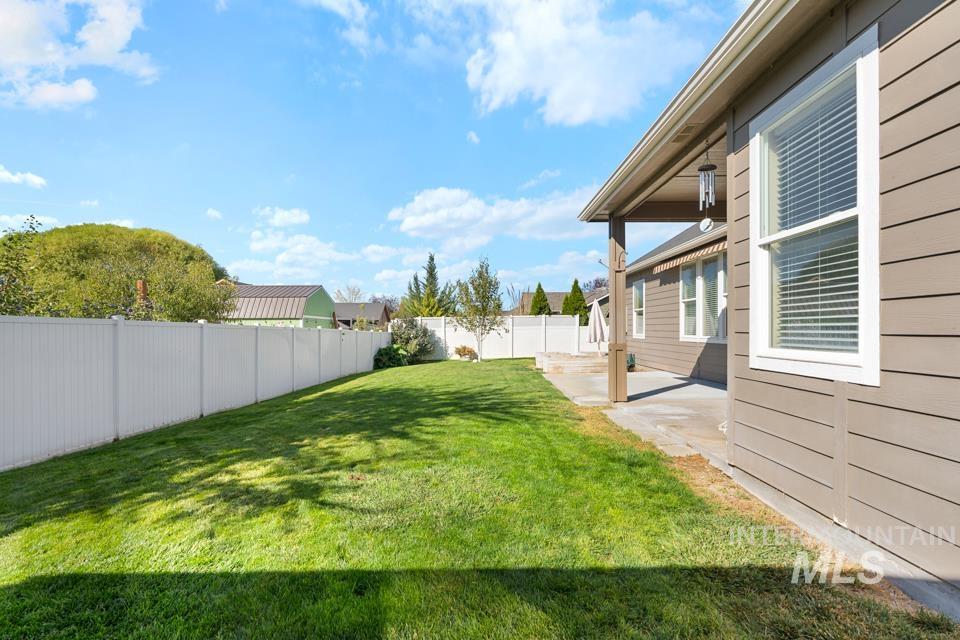 2580 NE 16th, Payette, Idaho 83661, 3 Bedrooms, 2 Bathrooms, Residential For Sale, Price $398,000, 99002031