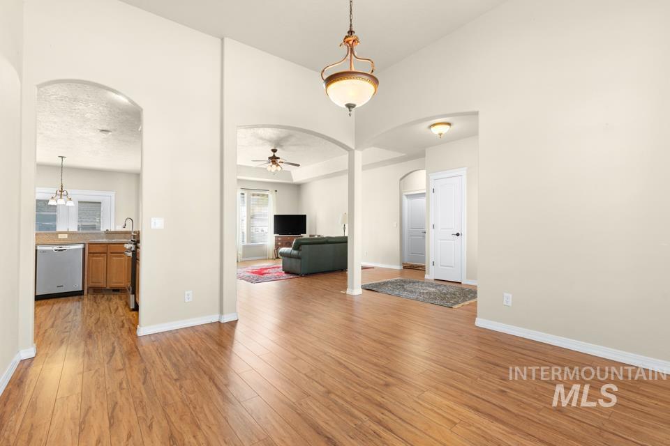 2580 NE 16th, Payette, Idaho 83661, 3 Bedrooms, 2 Bathrooms, Residential For Sale, Price $398,000, 99002031