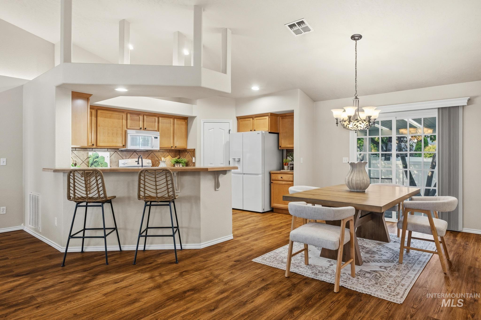 11060 W Box Canyon St, Star, Idaho 83669, 3 Bedrooms, 2 Bathrooms, Residential For Sale, Price $524,900, 99002032