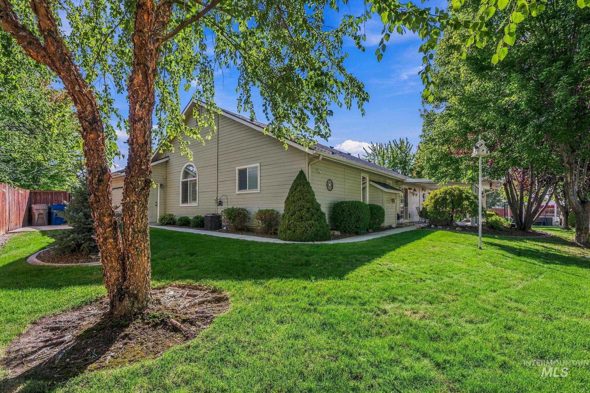 11060 W Box Canyon St, Star, Idaho 83669, 3 Bedrooms, 2 Bathrooms, Residential For Sale, Price $524,900, 99002032