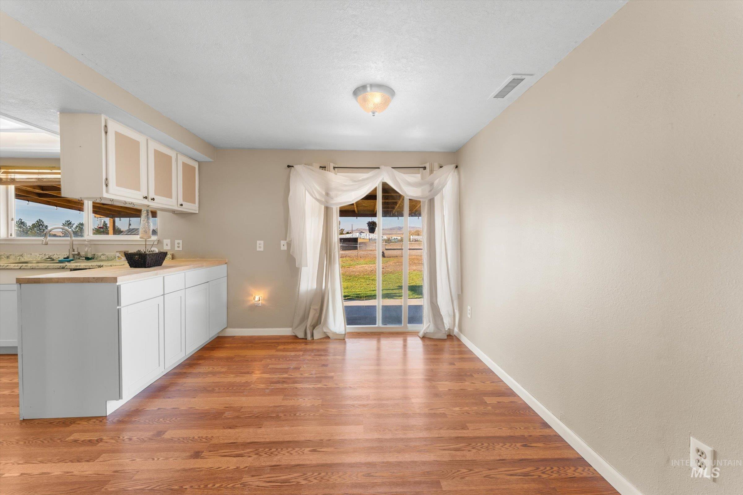 3044 NE Reservoir Rd, Mountain Home, Idaho 83647, 3 Bedrooms, 1 Bathroom, Residential For Sale, Price $474,900,MLS 99002034