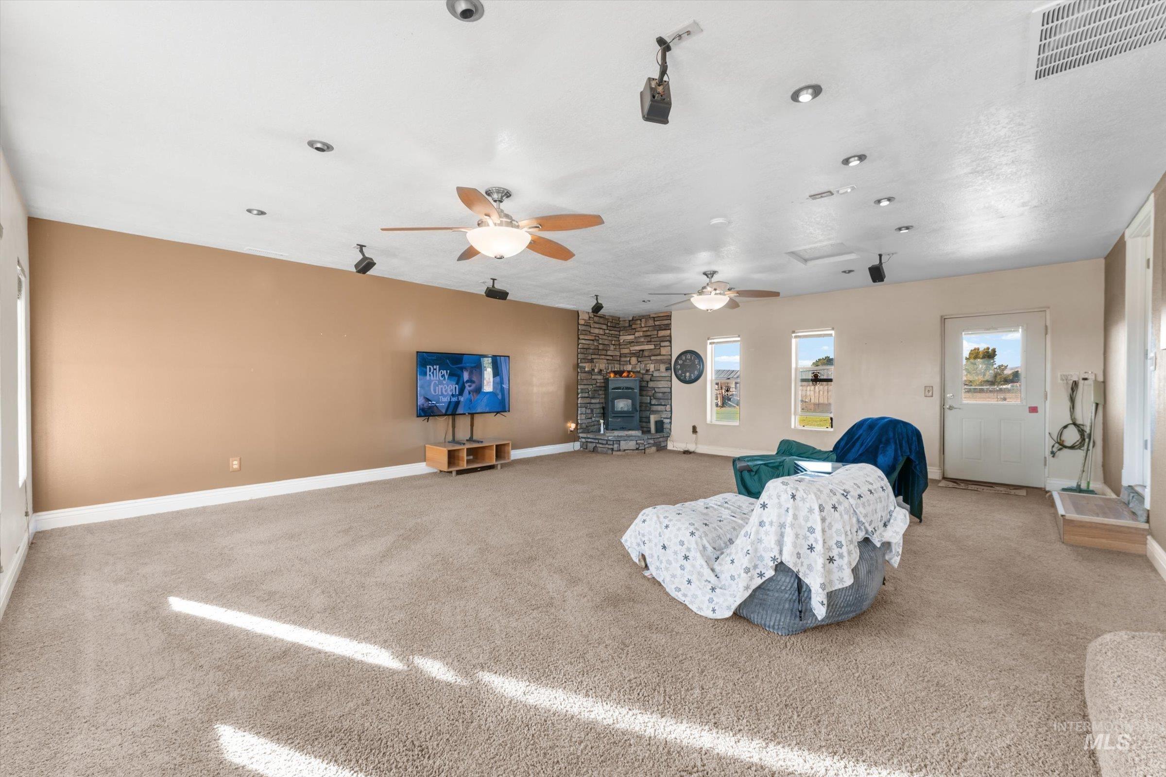 3044 NE Reservoir Rd, Mountain Home, Idaho 83647, 3 Bedrooms, 1 Bathroom, Residential For Sale, Price $474,900,MLS 99002034