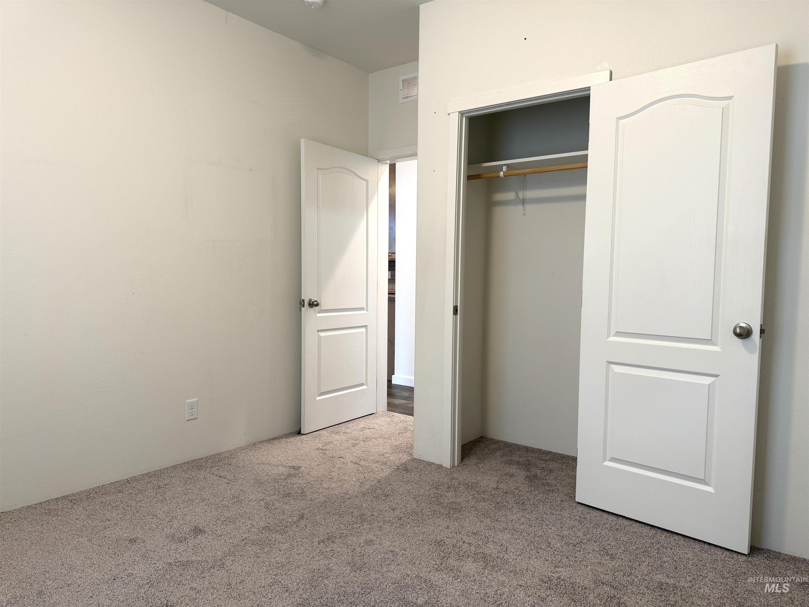 409 N 4th Avenue, Craigmont, Idaho 83523, 3 Bedrooms, 2 Bathrooms, Residential For Sale, Price $265,000,MLS 99002041
