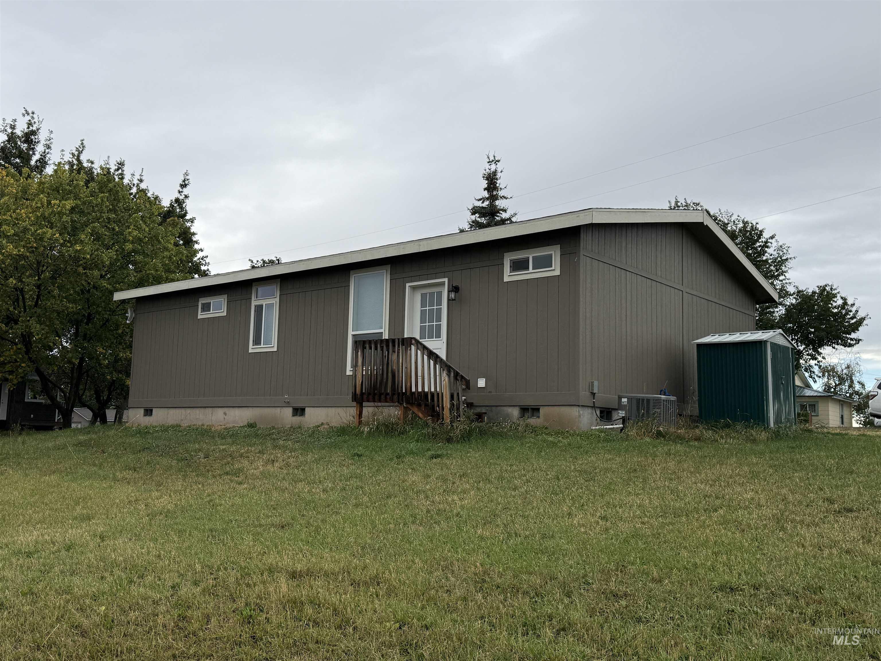 409 N 4th Avenue, Craigmont, Idaho 83523, 3 Bedrooms, 2 Bathrooms, Residential For Sale, Price $265,000,MLS 99002041