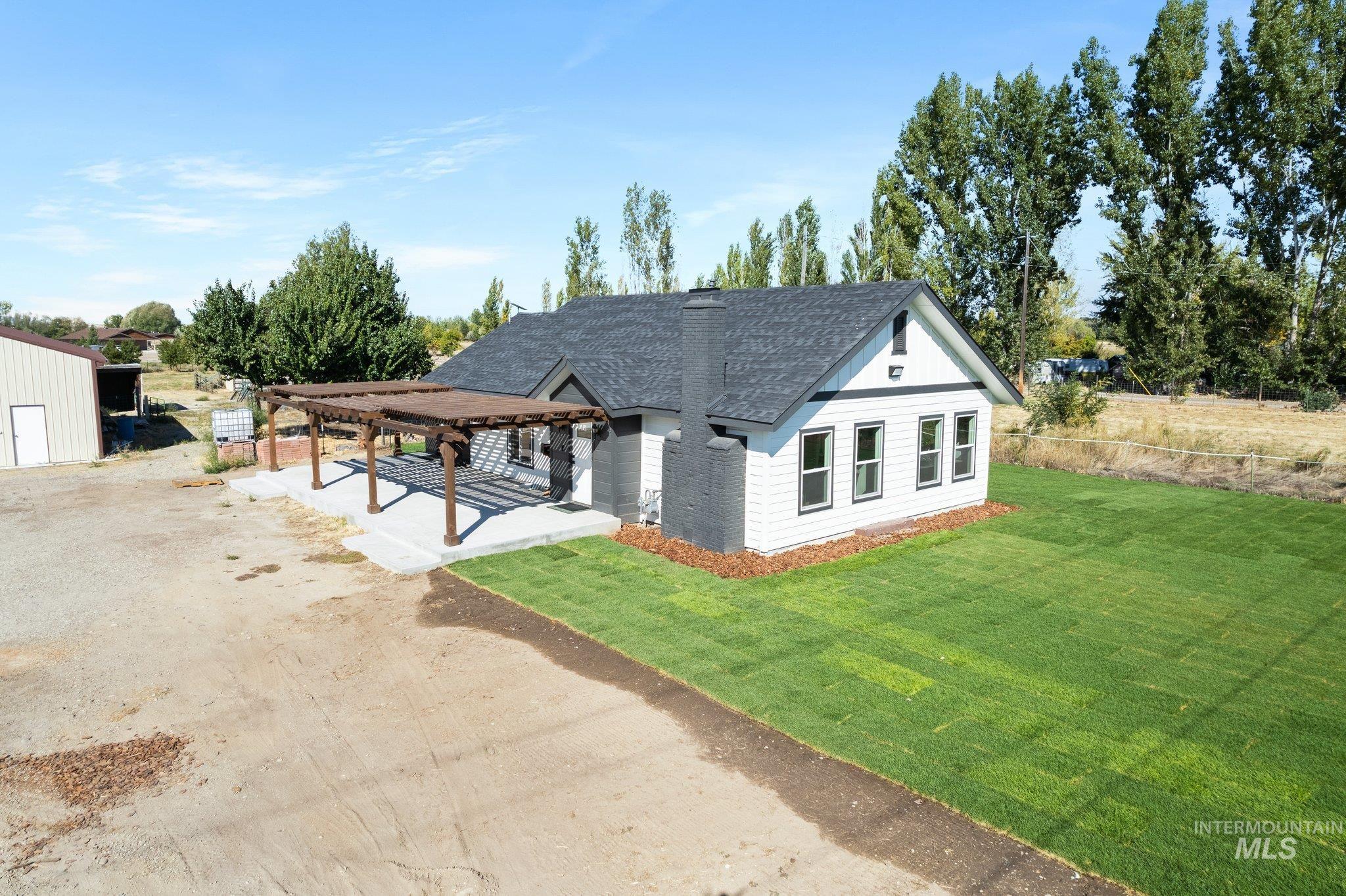 1111 Airport, Emmett, Idaho 83619, 2 Bedrooms, 1 Bathroom, Residential For Sale, Price $835,000, 99002043