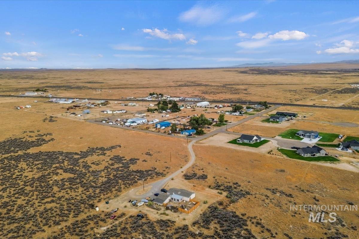 360 SW Midnight Blue Way, Mountain Home, Idaho 83647, 3 Bedrooms, 2 Bathrooms, Residential For Sale, Price $600,000,MLS 99002044