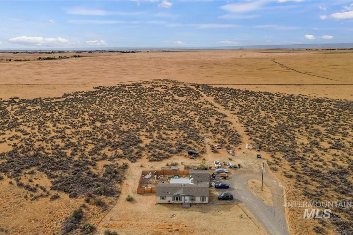 360 SW Midnight Blue Way, Mountain Home, Idaho 83647, 3 Bedrooms, 2 Bathrooms, Residential For Sale, Price $600,000,MLS 99002044