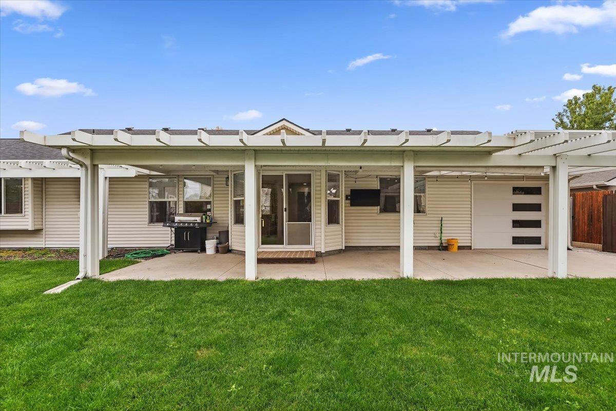 2109 S Rushmore, Boise, Idaho 83709, 3 Bedrooms, 2 Bathrooms, Residential For Sale, Price $599,000, 99002046