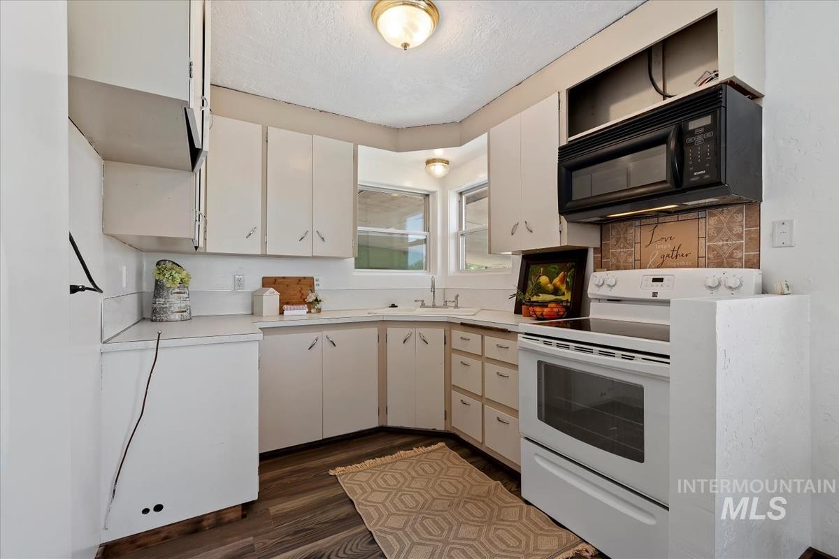 1325 ID-51, Mountain Home, Idaho 83647, 3 Bedrooms, 2.5 Bathrooms, Residential For Sale, Price $485,000,MLS 99002064