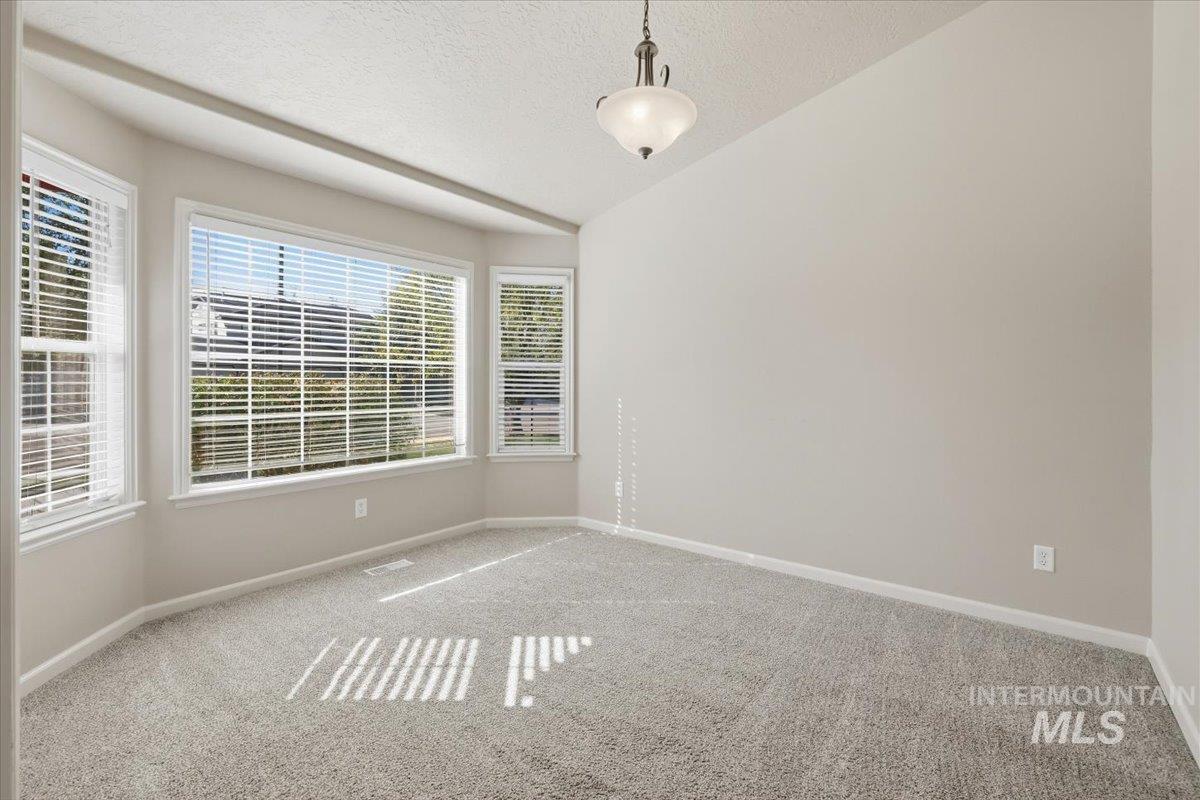 494 E Chateau Drive, Meridian, Idaho 83646, 3 Bedrooms, 2 Bathrooms, Residential For Sale, Price $419,000,MLS 99002072