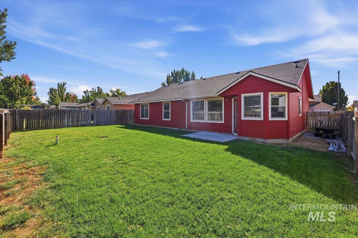 494 E Chateau Drive, Meridian, Idaho 83646, 3 Bedrooms, 2 Bathrooms, Residential For Sale, Price $419,000,MLS 99002072