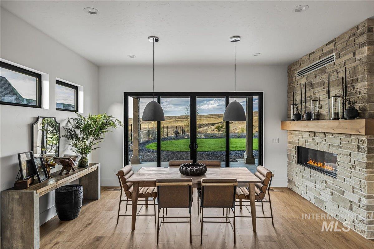 20373 N Swire Green Way, Boise, Idaho 83714, 3 Bedrooms, 3 Bathrooms, Residential For Sale, Price $1,464,900,MLS 99002078