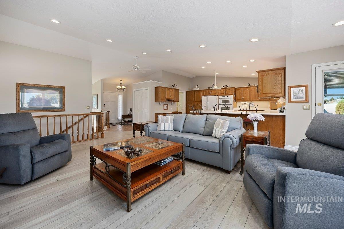 62 E 300 S, Burley, Idaho 83318, 4 Bedrooms, 3.5 Bathrooms, Residential For Sale, Price $649,000,MLS 99002081