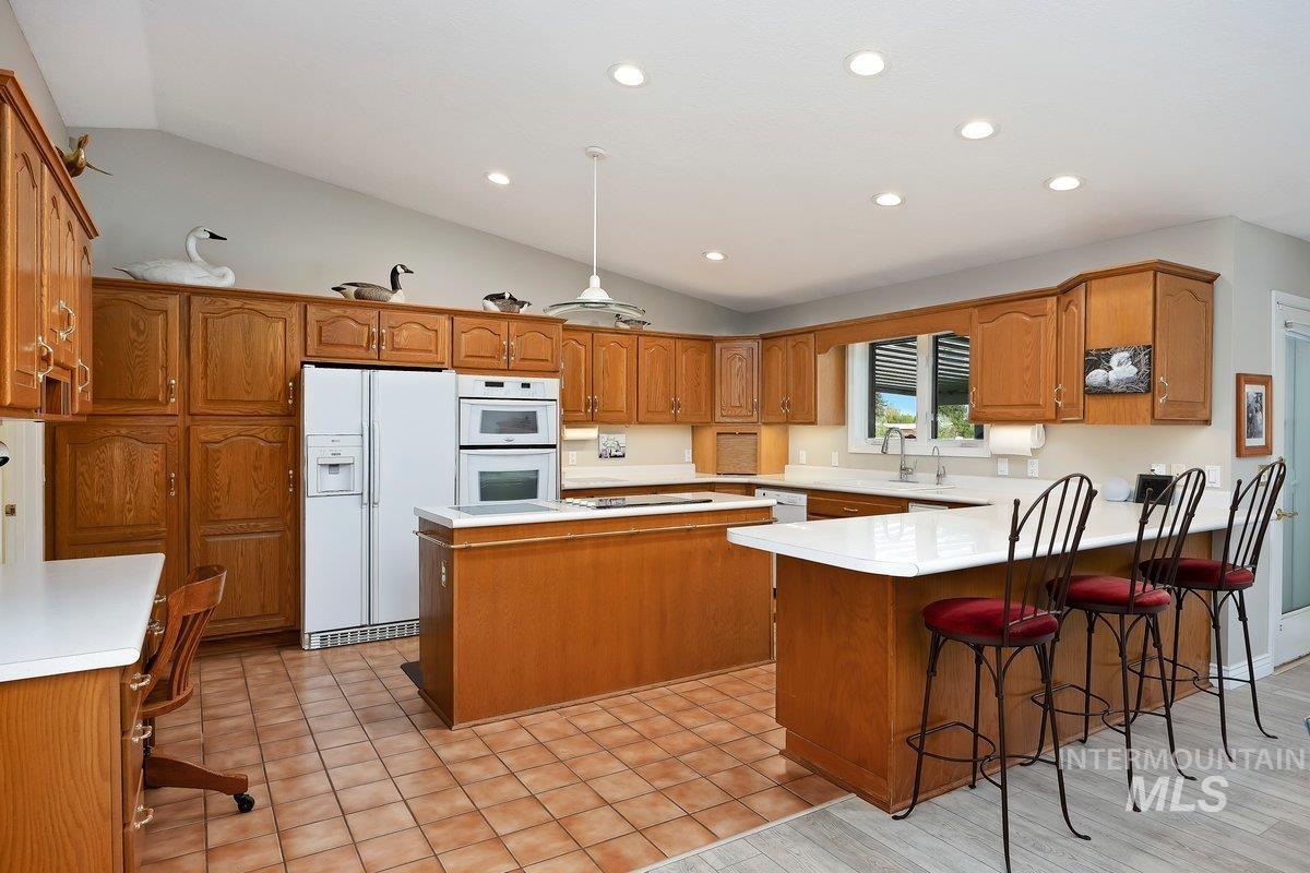 62 E 300 S, Burley, Idaho 83318, 4 Bedrooms, 3.5 Bathrooms, Residential For Sale, Price $649,000,MLS 99002081