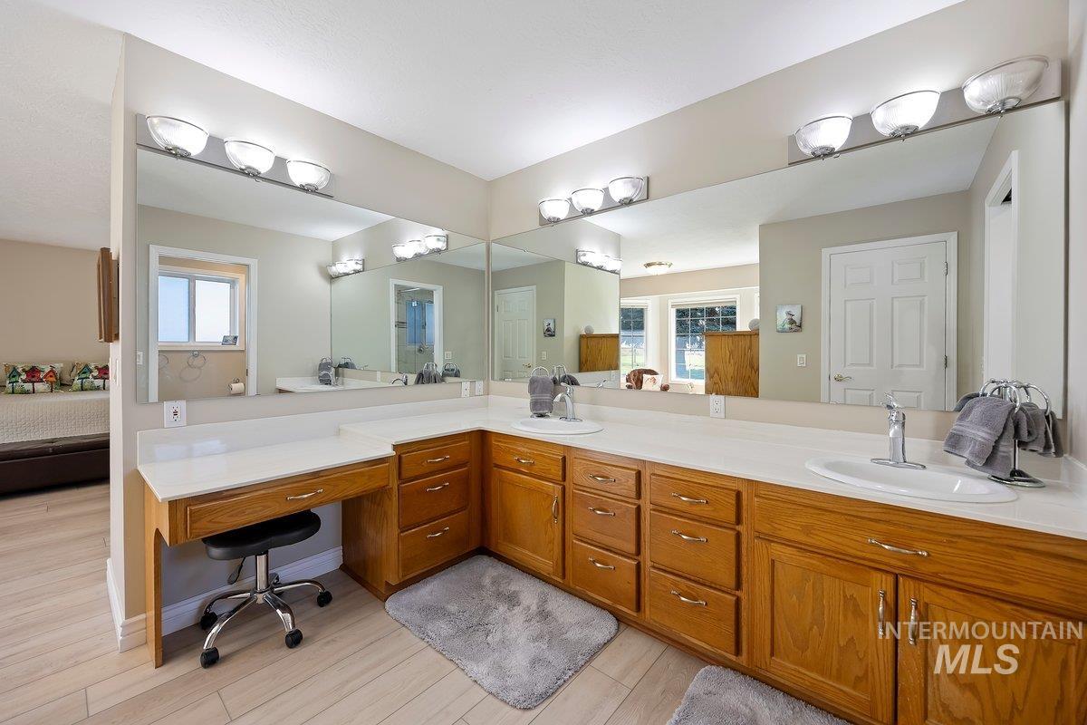 62 E 300 S, Burley, Idaho 83318, 4 Bedrooms, 3.5 Bathrooms, Residential For Sale, Price $649,000,MLS 99002081
