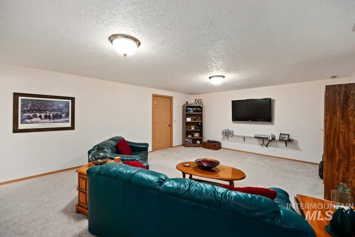 62 E 300 S, Burley, Idaho 83318, 4 Bedrooms, 3.5 Bathrooms, Residential For Sale, Price $649,000,MLS 99002081