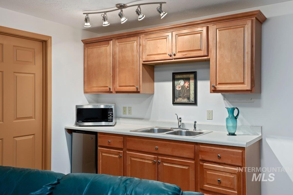 62 E 300 S, Burley, Idaho 83318, 4 Bedrooms, 3.5 Bathrooms, Residential For Sale, Price $649,000,MLS 99002081