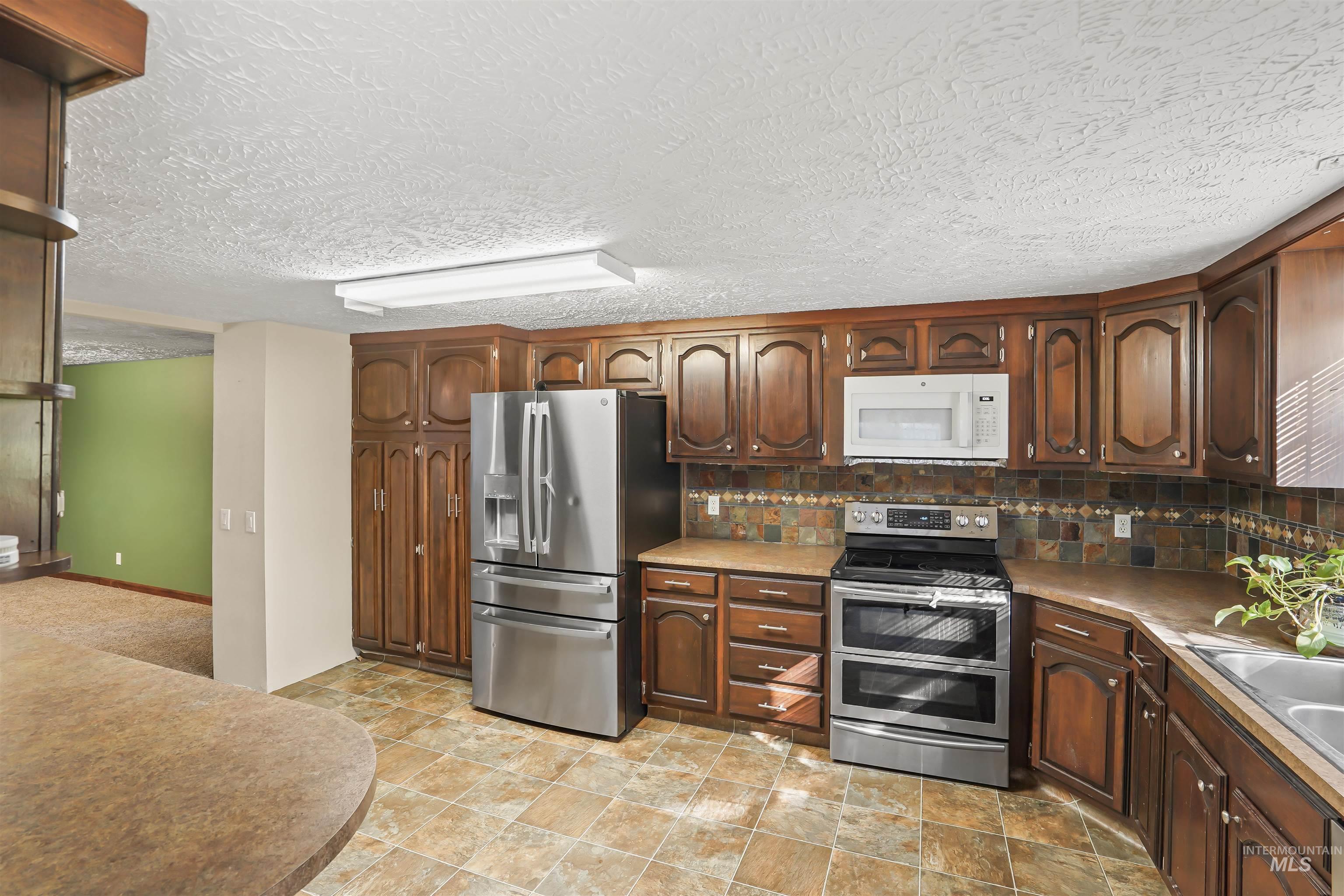 850 E 500 S, Declo, Idaho 83323, 5 Bedrooms, 2 Bathrooms, Residential For Sale, Price $475,000,MLS 99002086