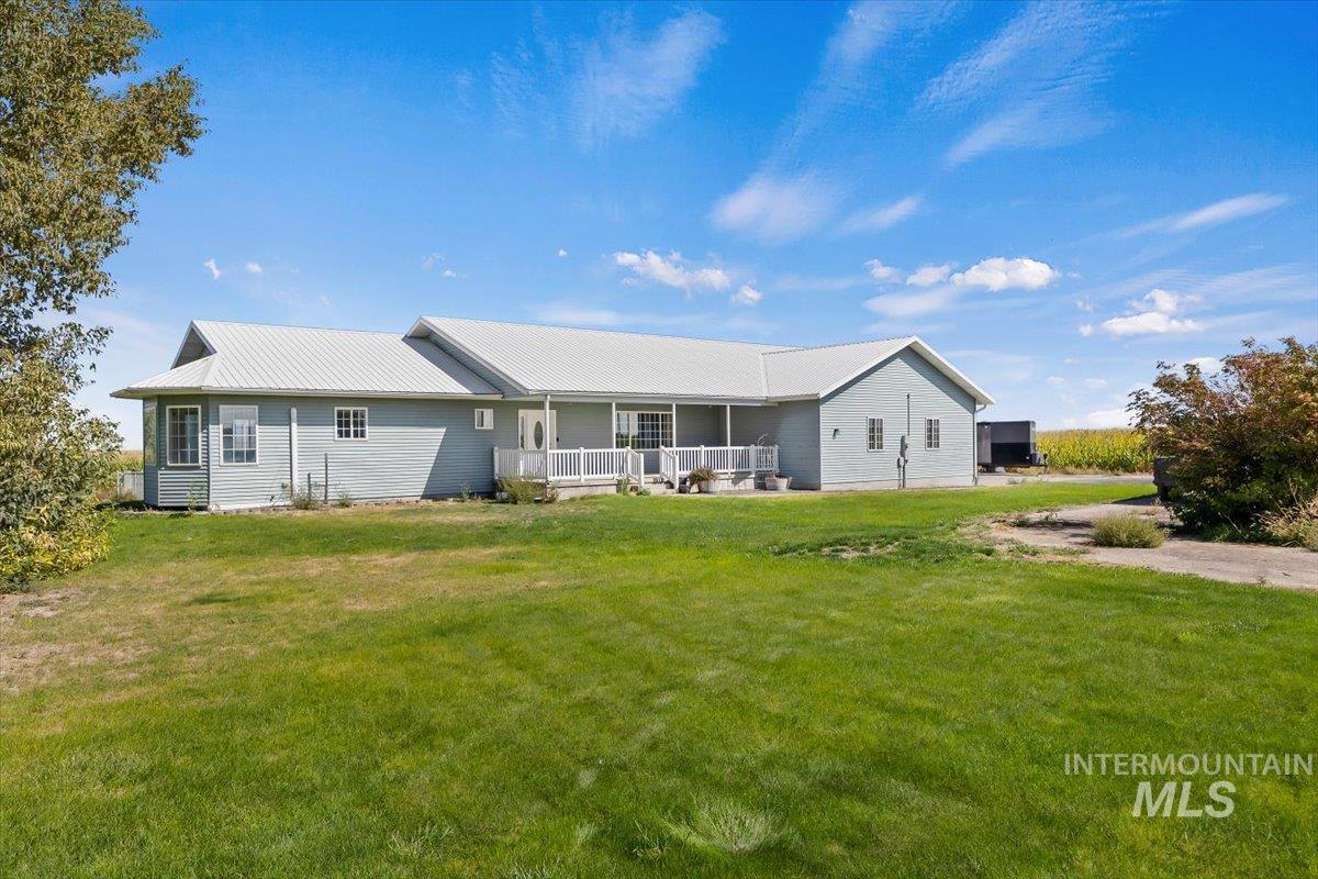 1854 E 3700 N, Filer, Idaho 83328, 4 Bedrooms, 3 Bathrooms, Residential For Sale, Price $725,000,MLS 99002087