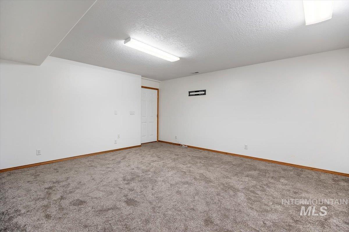 1854 E 3700 N, Filer, Idaho 83328, 4 Bedrooms, 3 Bathrooms, Residential For Sale, Price $725,000,MLS 99002087