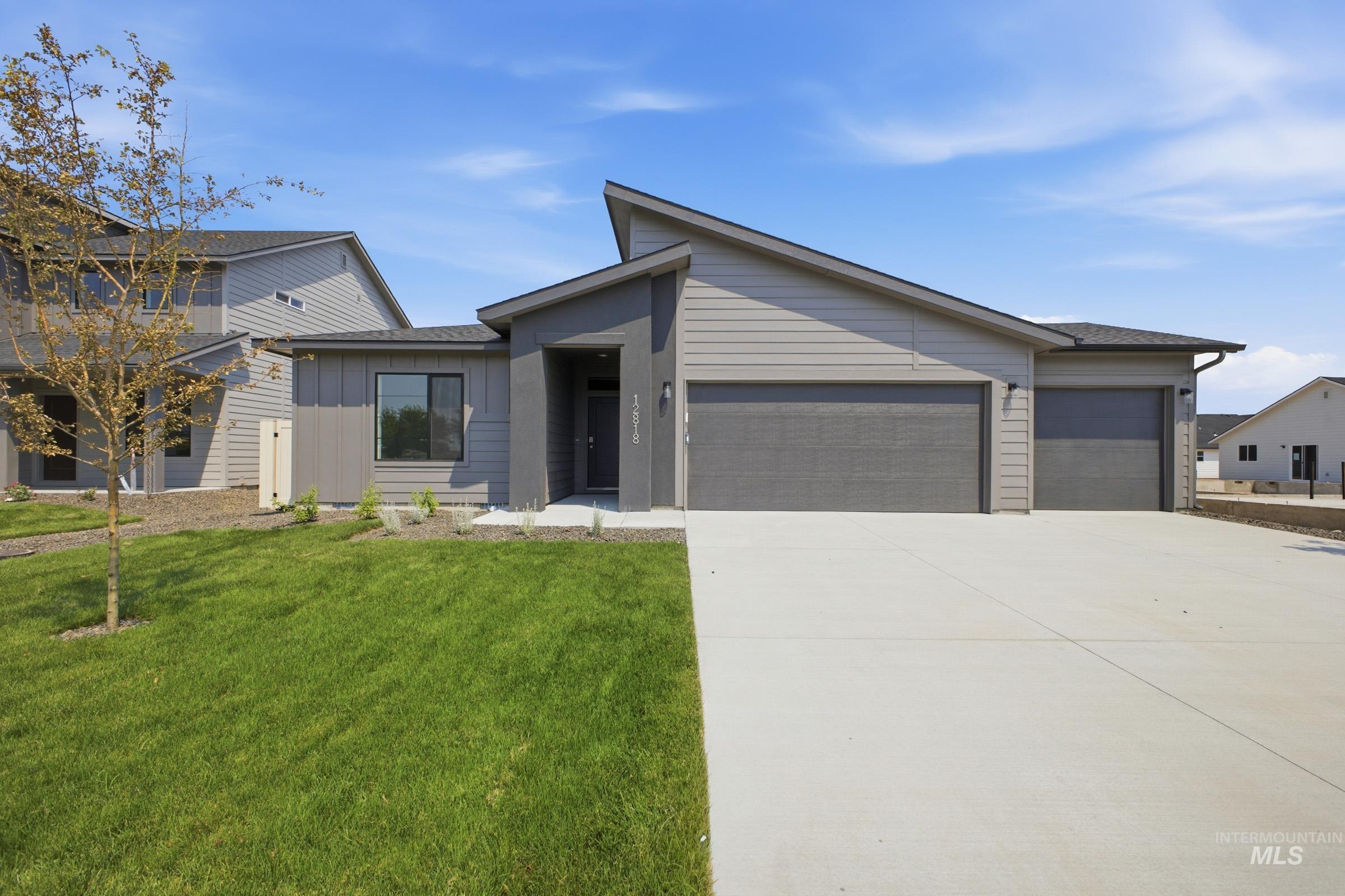 17686 N Beckwourth Ave, Nampa, Idaho 83687, 4 Bedrooms, 2 Bathrooms, Residential For Sale, Price $459,990,MLS 99002101