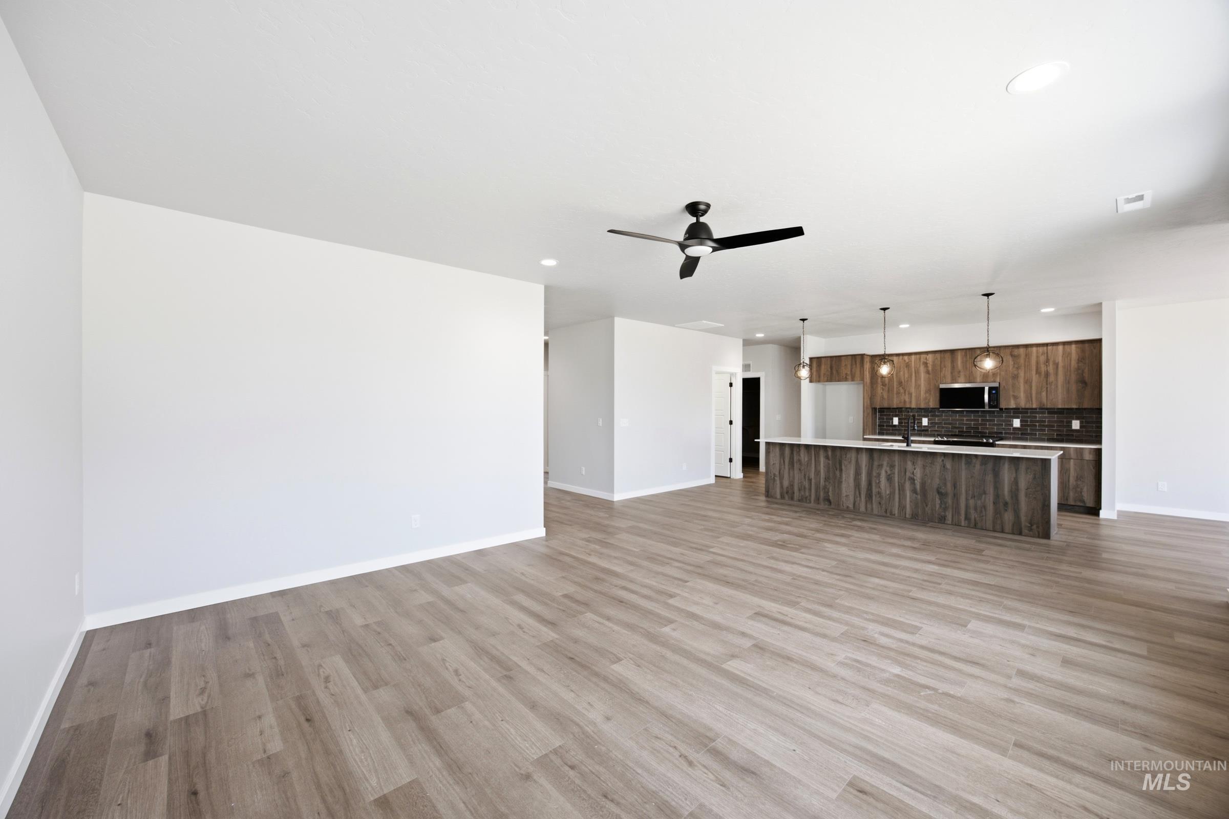 17604 N Veiled Peak Ave, Nampa, Idaho 83687, 4 Bedrooms, 2 Bathrooms, Residential For Sale, Price $573,990,MLS 99002104