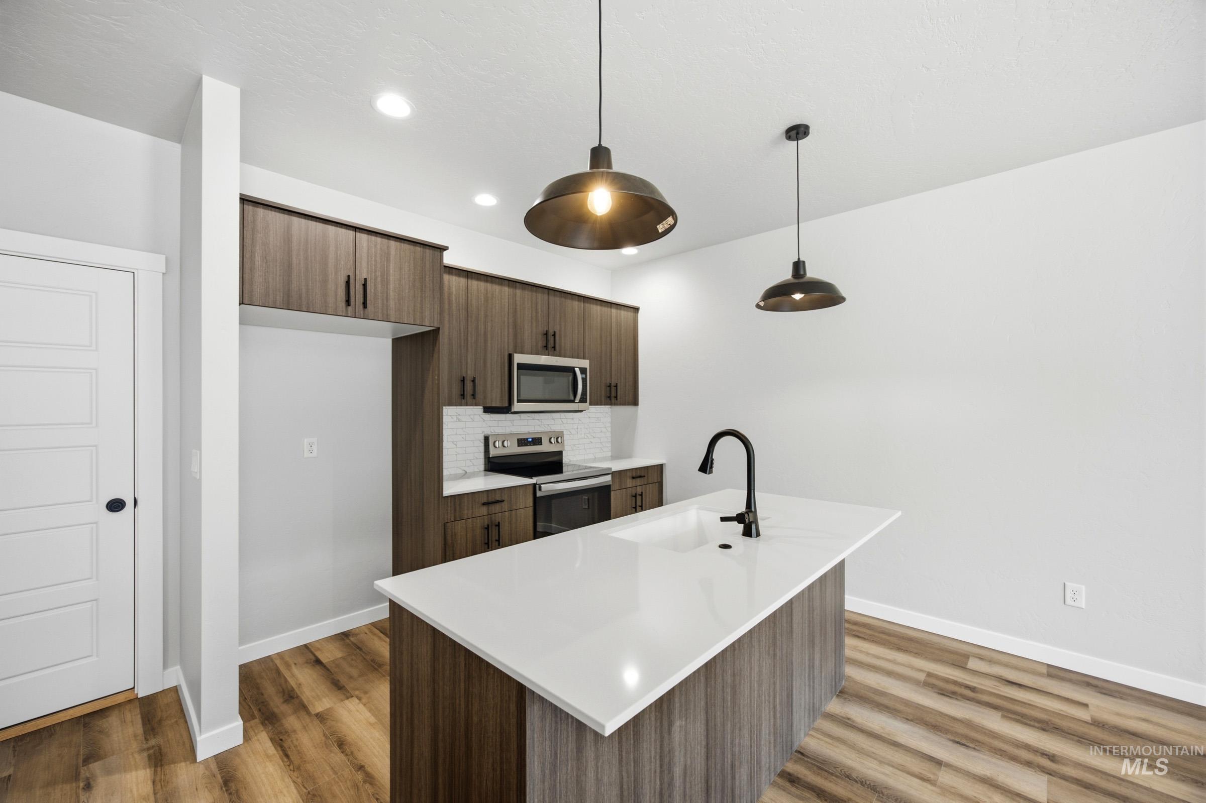 6746 S Arista Ave, Boise, Idaho 83709, 3 Bedrooms, 2.5 Bathrooms, Residential For Sale, Price $427,995,MLS 99002109